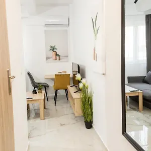 Hugo Superior Apartment